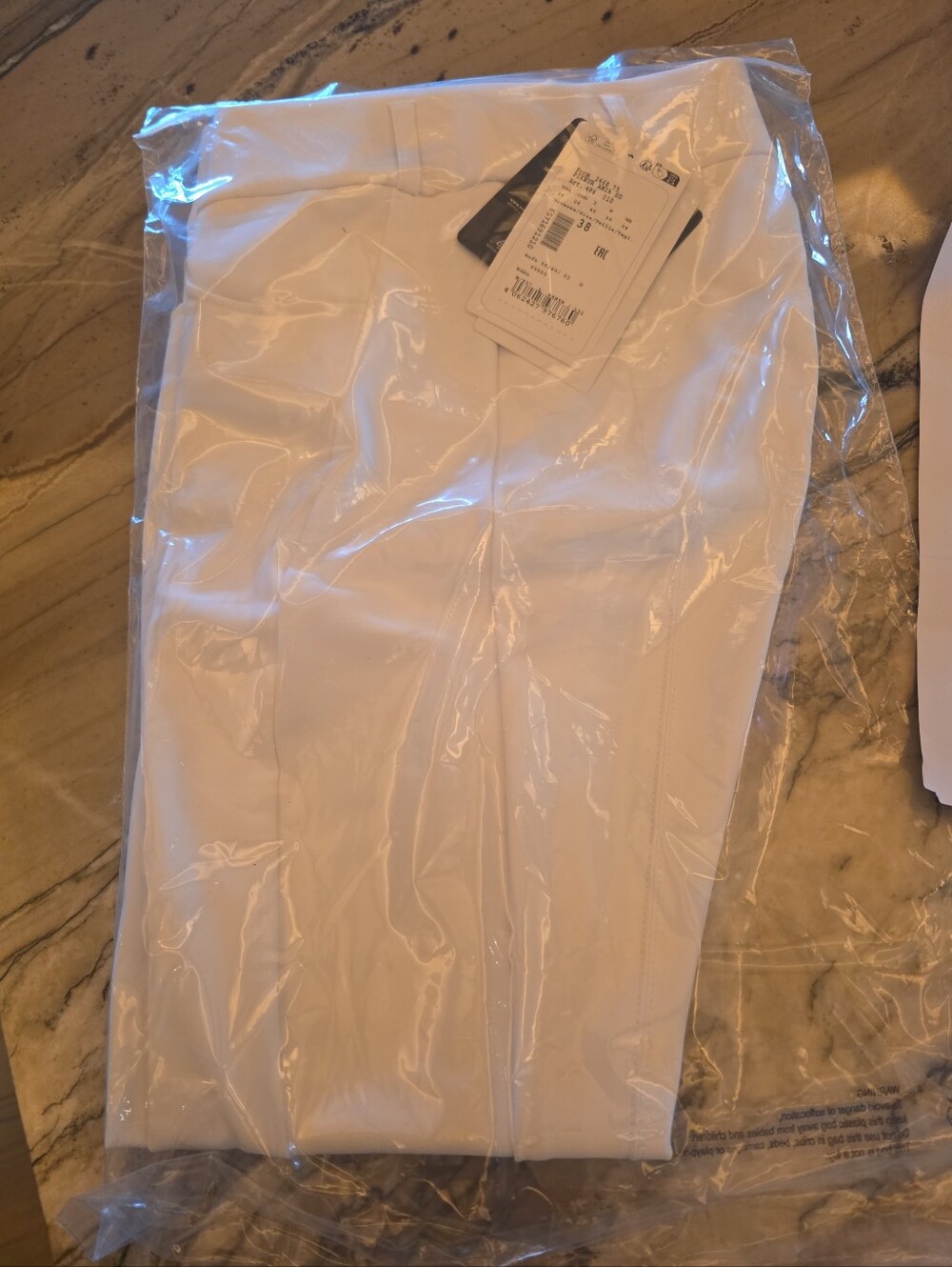 No TARIFF NO WAIT!  New PIKEUR AMIA Full Grip Seat Breeches 26